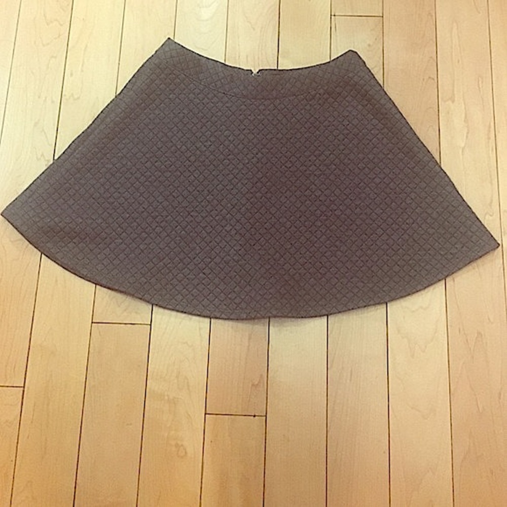 ❌SOLD❌Forever 21 Gray A-line Patterned Skirt